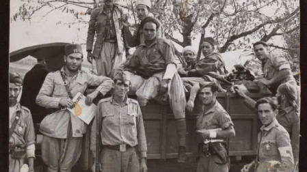 Legionarios y regulares en el frente de Zaragoza en 1937