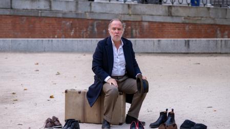 Luis Bermejo, en la Plaza de Oriente de Madrid, en una imagen promocional del espectáculo