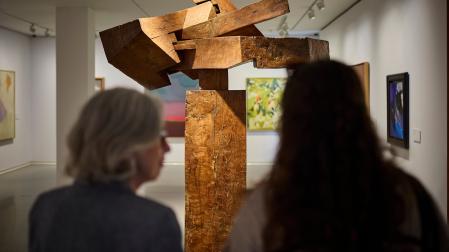 «Abesti gogorra II», escultura de Chillida