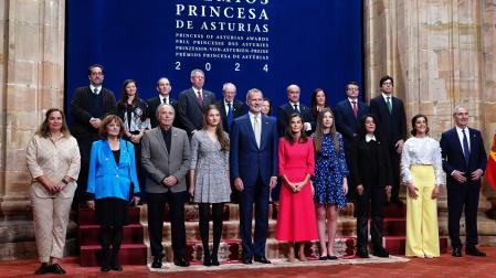 La Familia Real recibe a los galardonados con los Premios Princesa de Asturias 2024