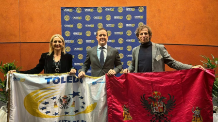 (De izquierda a derecha): La vicealcaldesa de Toledo, Inés Cañizares, el alcalde, Carlos Velázquez y el concejal de Deportes, Rubén Lozano,