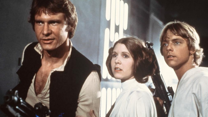 Harrison Ford, en el papel de Capitan Solo, junto a Carrie Fisher, Princesa Leia y Mark Hamill, Luke Skywalker