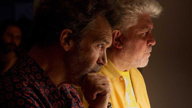 Antonio Banderas y Pedro Almodóvar, durante el rodaje de "Dolor y Gloria"