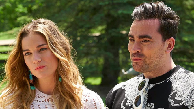 Annie Murphy y Dan Levy en "Schitt’s Creek"