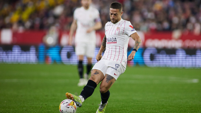 Papu Gómez jugando con el Sevilla F.C.