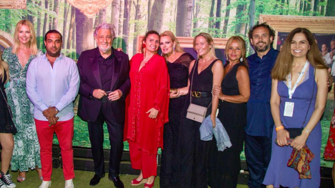 Ainhoa Arteta y Plácido Domingo, en el backstage