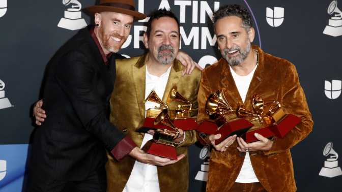 Jesús Martos, Carles Campi Campón y Jorge Drexler (derecha)