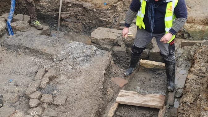 Descubren los restos de una iglesia medieval bajo la plaza de San Marcos en Venecia