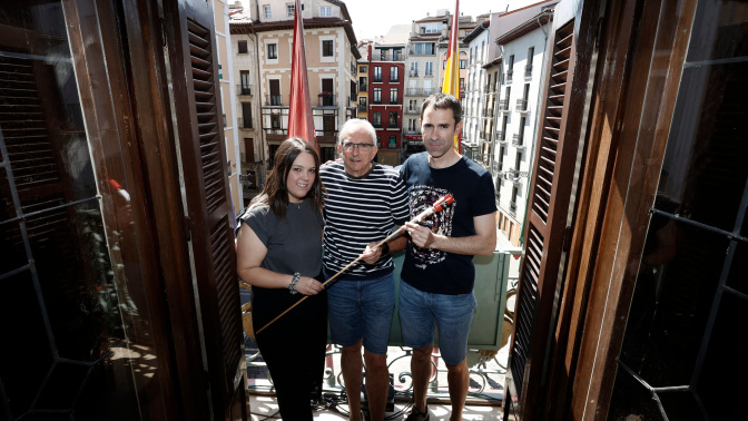 El grupo de dantza Duguna, una manera de bailar los Sanfermines