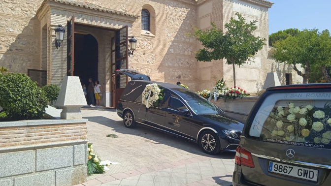 Iglesia de Mocejón (Toledo) durante el funeral de Mateo, el niño de 11 años asesinado este pasado domingo