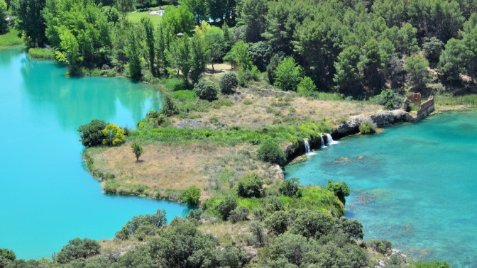 Barrera tobácea que separa las lagunas Redondilla y Lengua