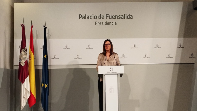 La consejera Portavoz de Castilla-La Mancha, Esther Padilla, en rueda de prensa