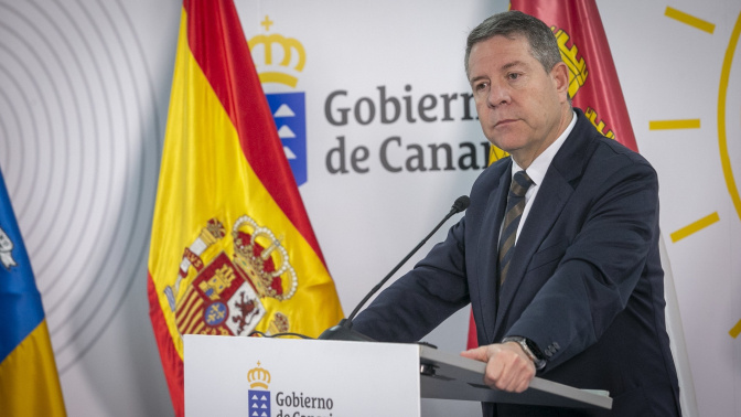 El presidente de Castilla-La Mancha, Emiliano García-Page, este viernes 7 de febrero en Canarias